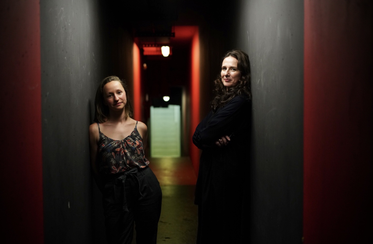 Anaïs de Faria avec Claire Diterzi pour la promotion de Puisque c'est comme ça je vais faire un opéra toute seule